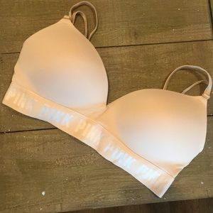 Victoria’s Secret PINK Wireless Push-Up Bra